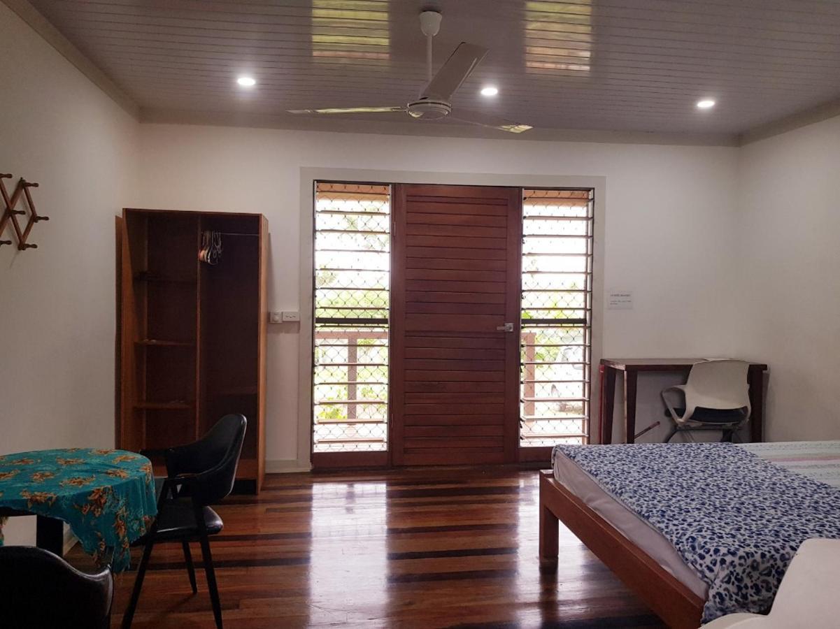 Seachange Lodge Port Vila Exterior foto