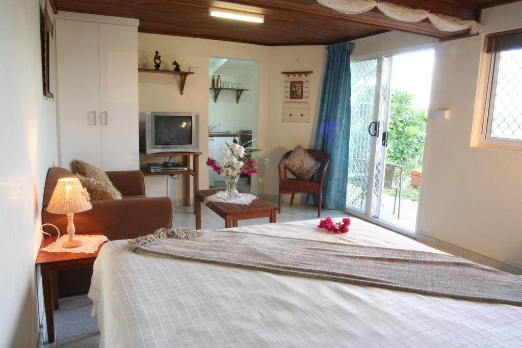 Seachange Lodge Port Vila Quarto foto